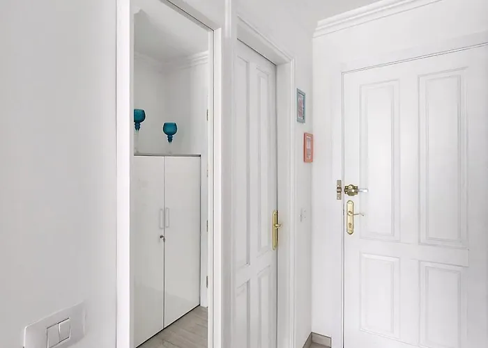 Apartment Ocean 99, Stylish With Pool In Golf Del Sur, Tenerife