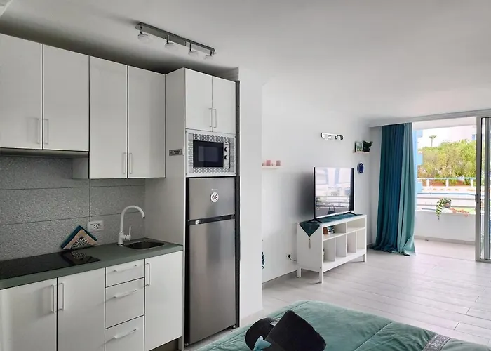 Apartment Ocean 99, Stylish With Pool In Golf Del Sur, Tenerife